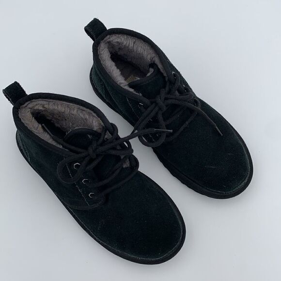 UGG Neumel black suede leather shearling wool lined ankle boots men’s size 7 - Picture 3 of 10